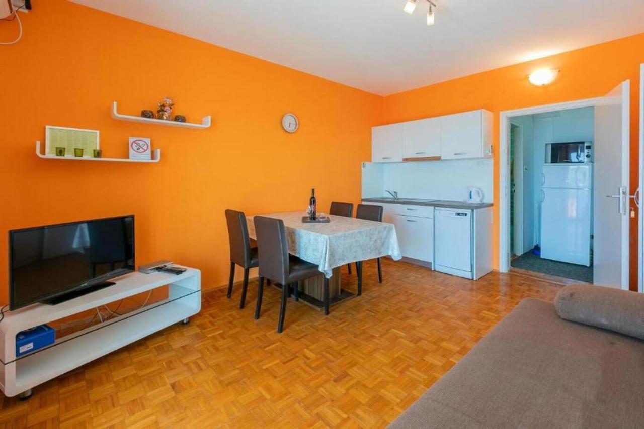 Apartment Mira Crikvenica Extérieur photo